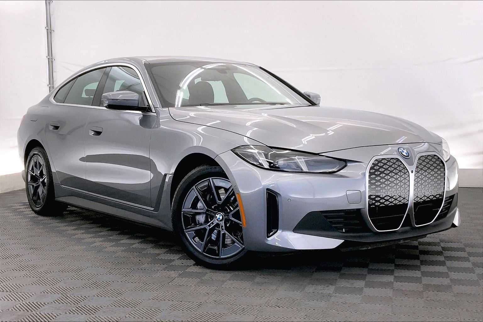 2025 BMW i4 xDrive40