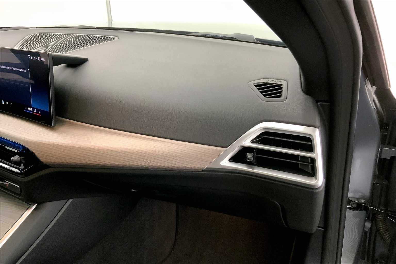 2025 BMW i4 xDrive40