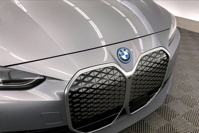 2025 BMW i4 xDrive40
