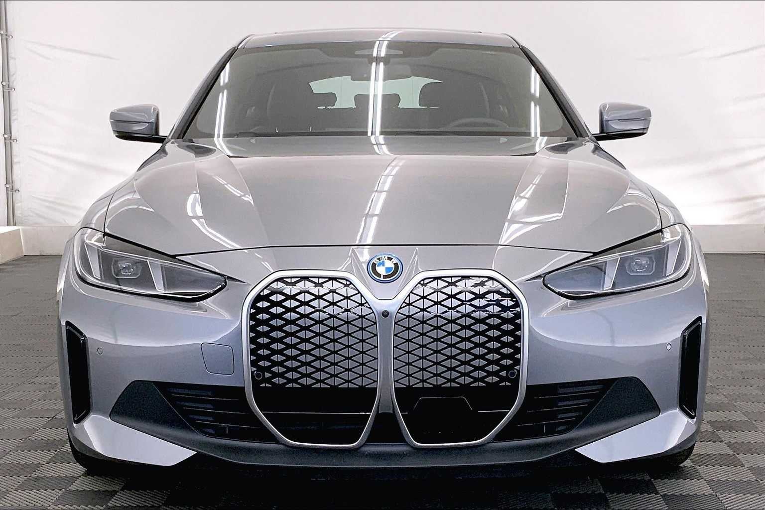 2025 BMW i4 xDrive40