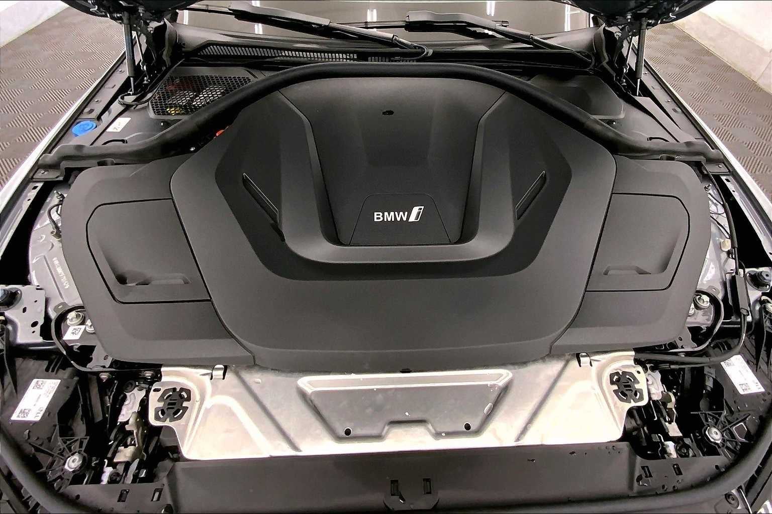 2025 BMW i4 xDrive40