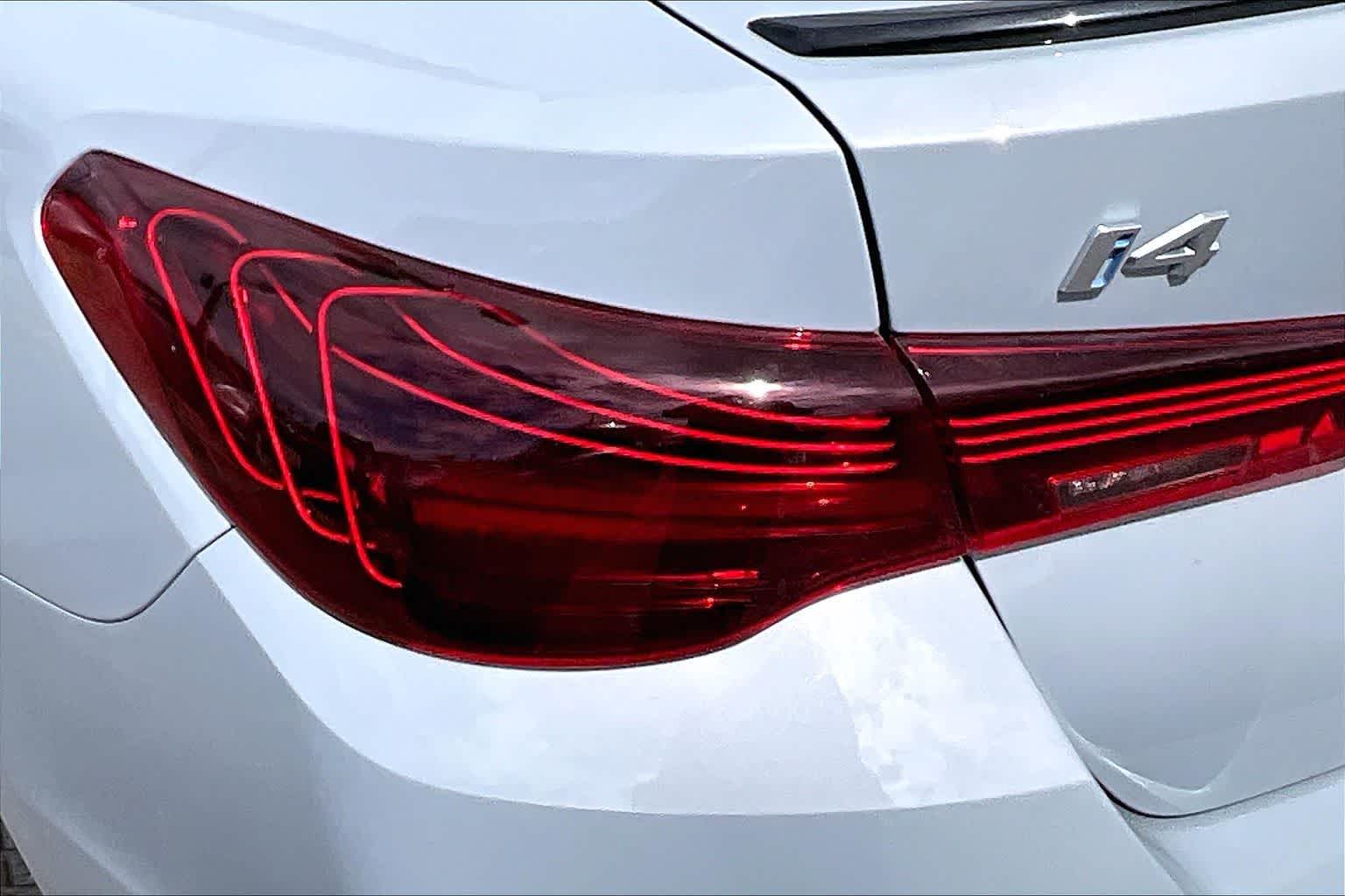 2025 BMW i4 xDrive40