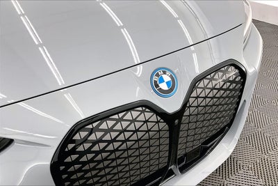 2025 BMW i4 xDrive40