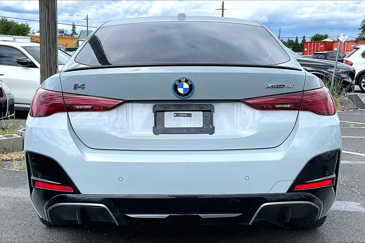 2025 BMW i4 xDrive40