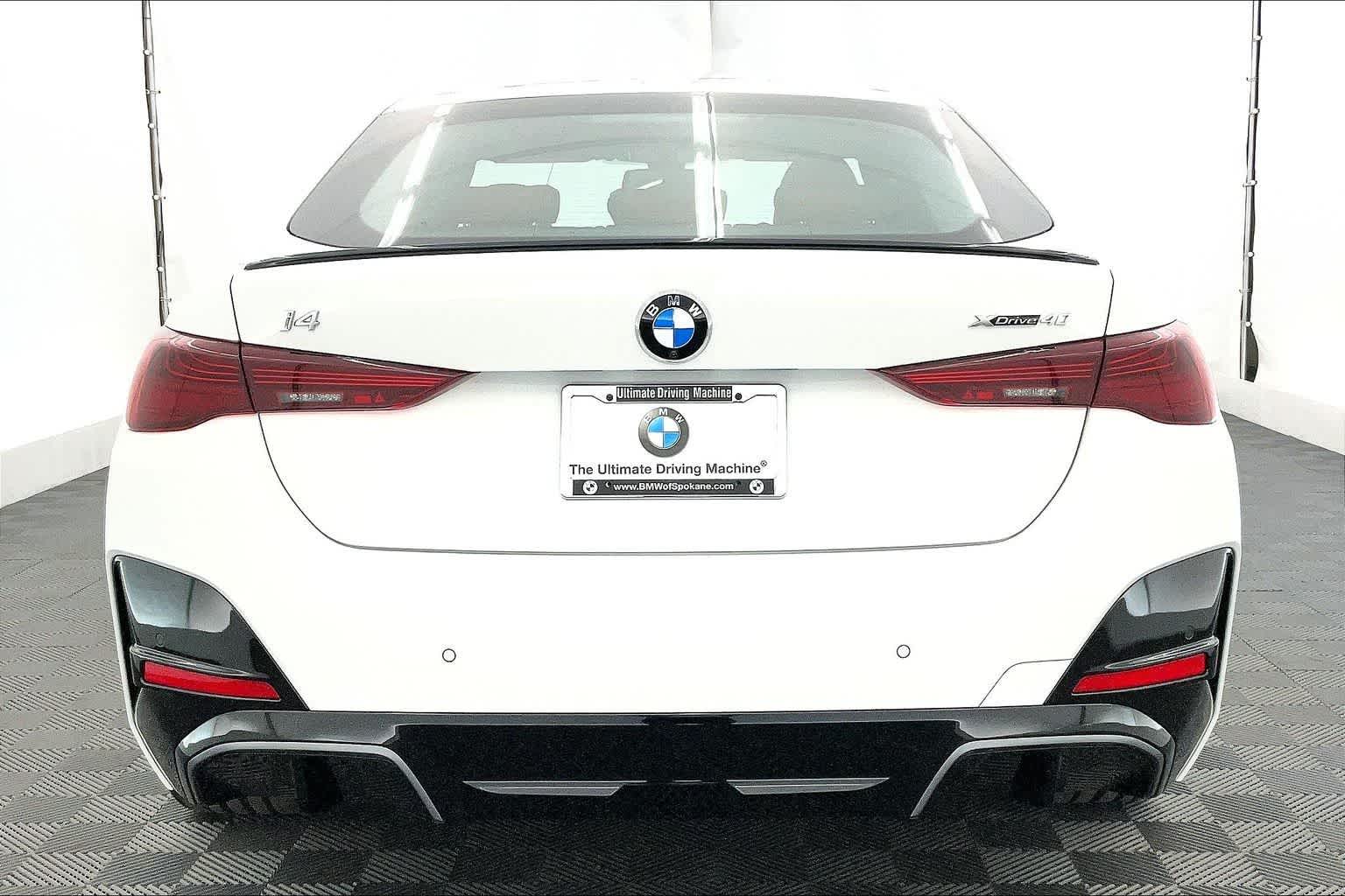 2026 BMW i4 xDrive40
