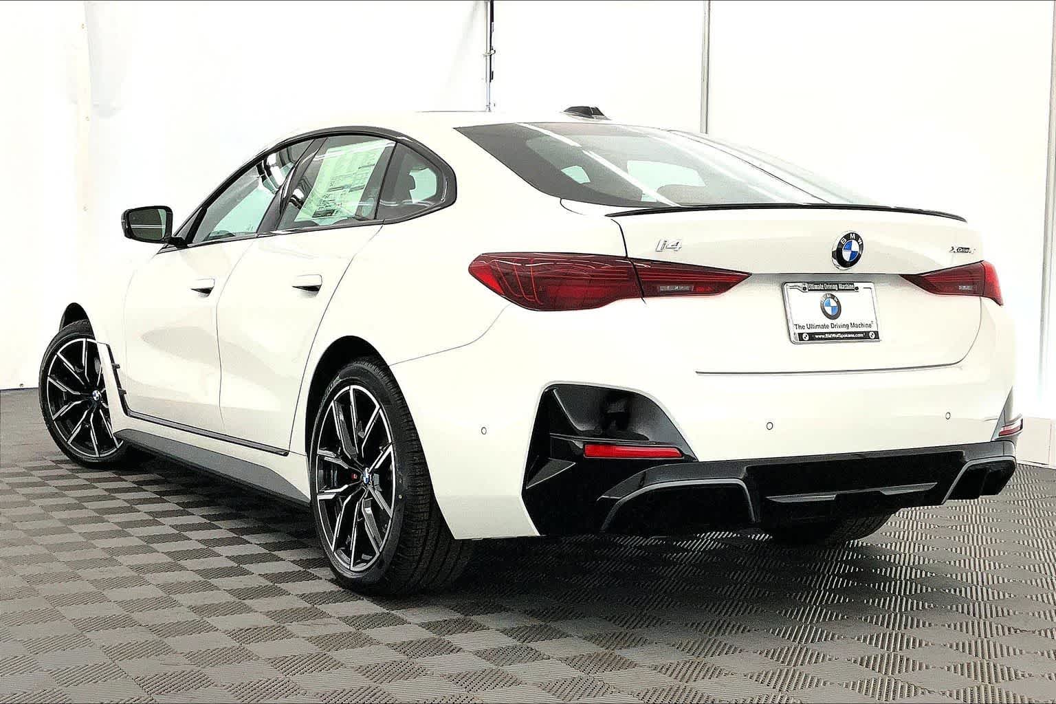 2026 BMW i4 xDrive40