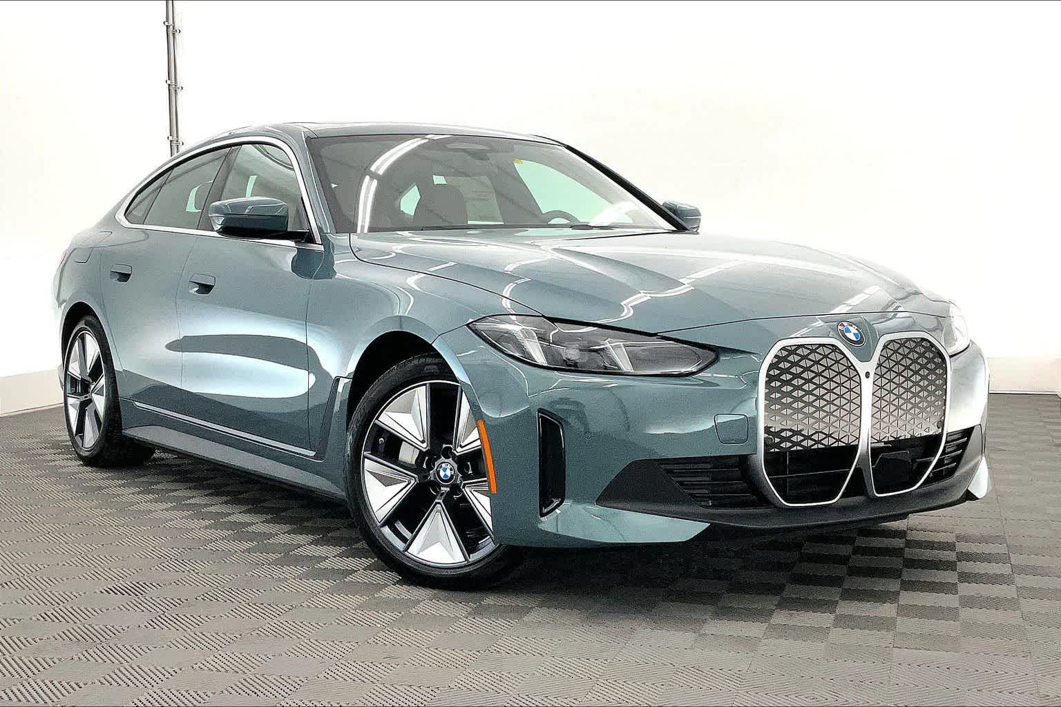 2026 BMW i4 xDrive40