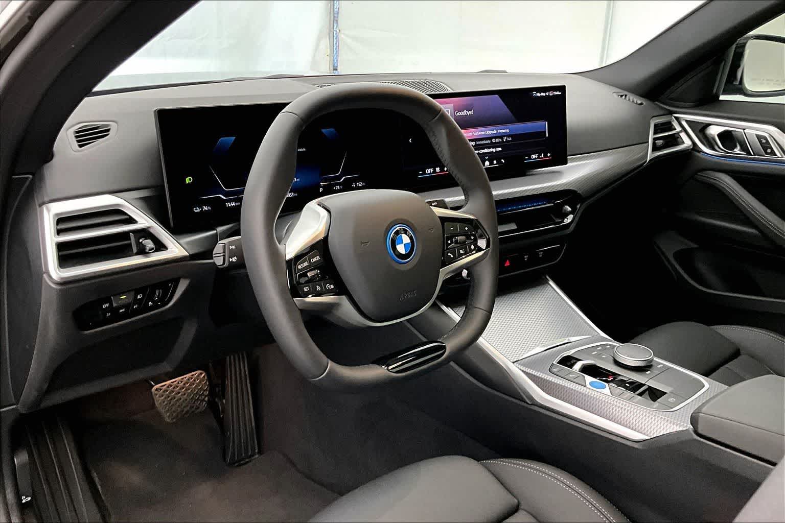 2025 BMW i4 xDrive40