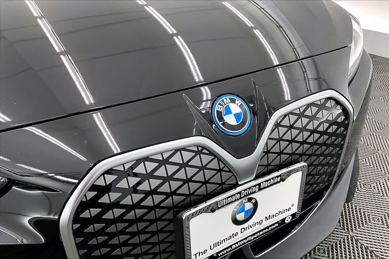 2025 BMW i4 xDrive40
