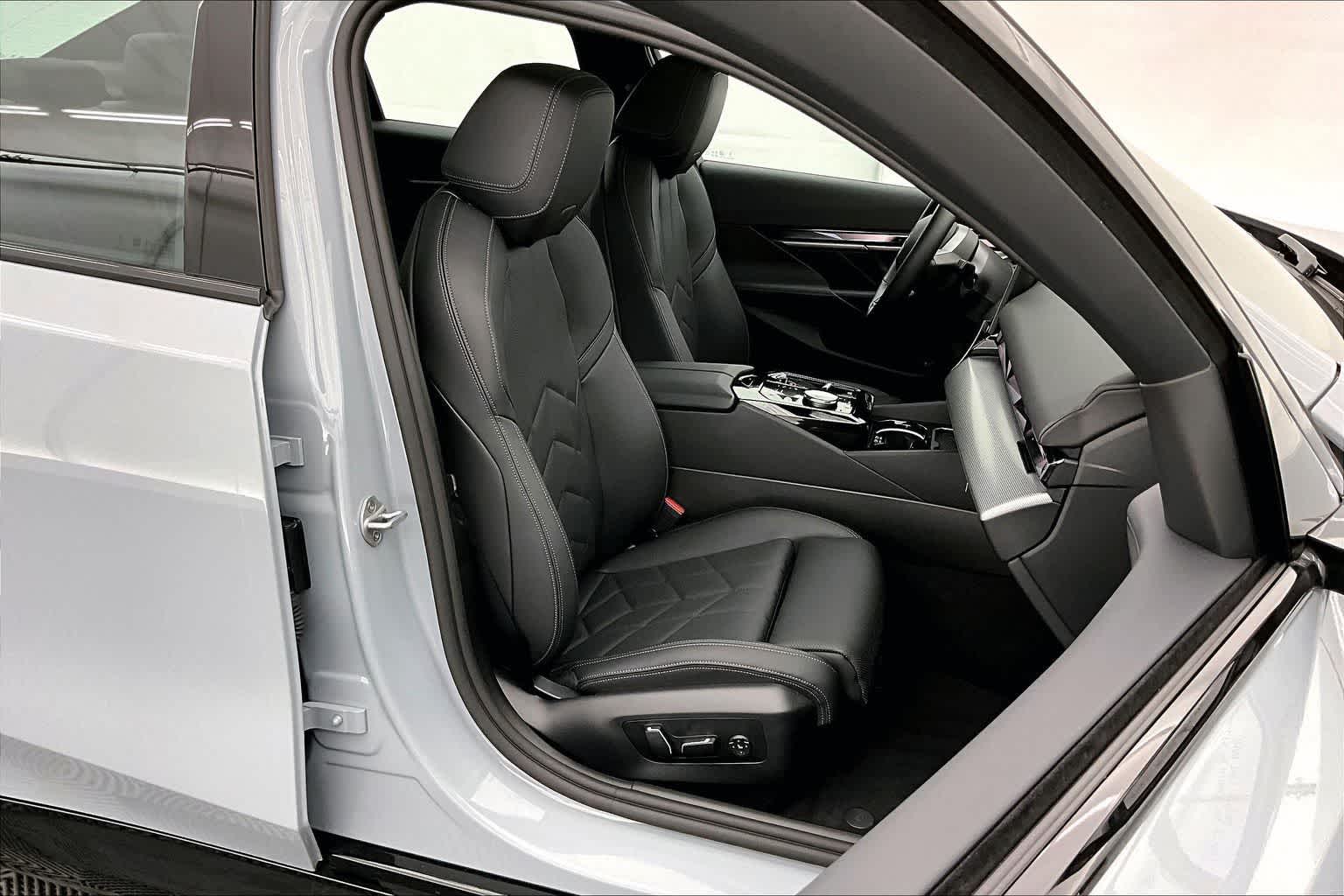 2026 BMW i5 eDrive40