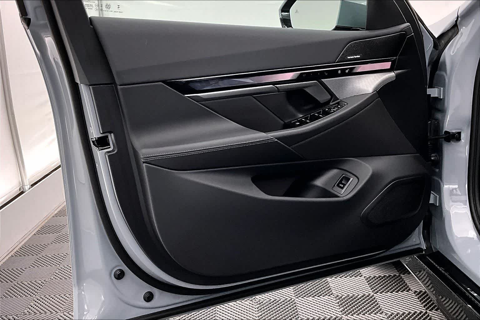 2026 BMW i5 eDrive40