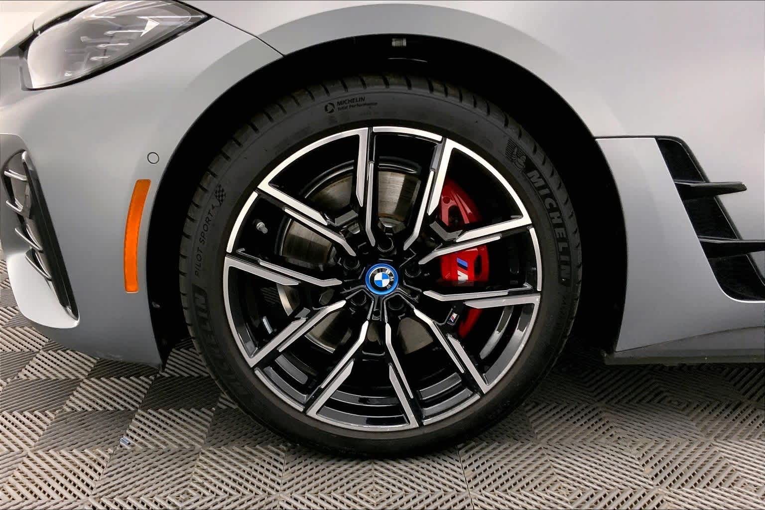 2024 BMW i4 xDrive40 xDrive40