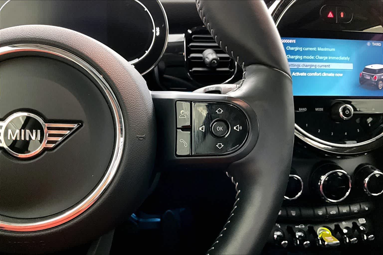 2024 MINI Hardtop 2 Door Cooper SE