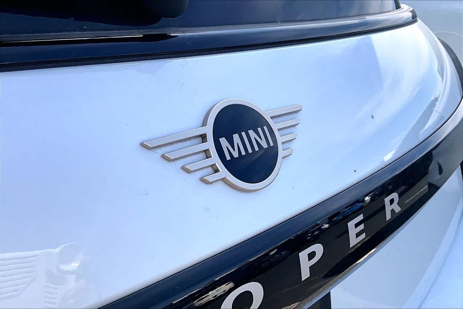 2025 MINI Hardtop 2 Door Cooper