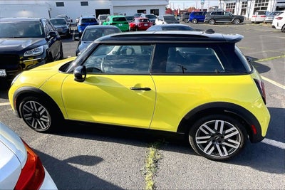 2026 MINI Hardtop 2 Door Cooper S Signature