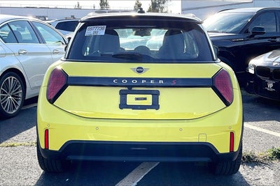 2026 MINI Hardtop 2 Door Cooper S Signature
