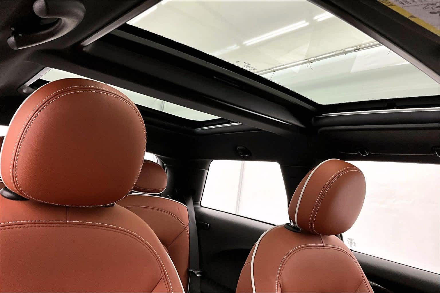2024 MINI Hardtop 2 Door Cooper