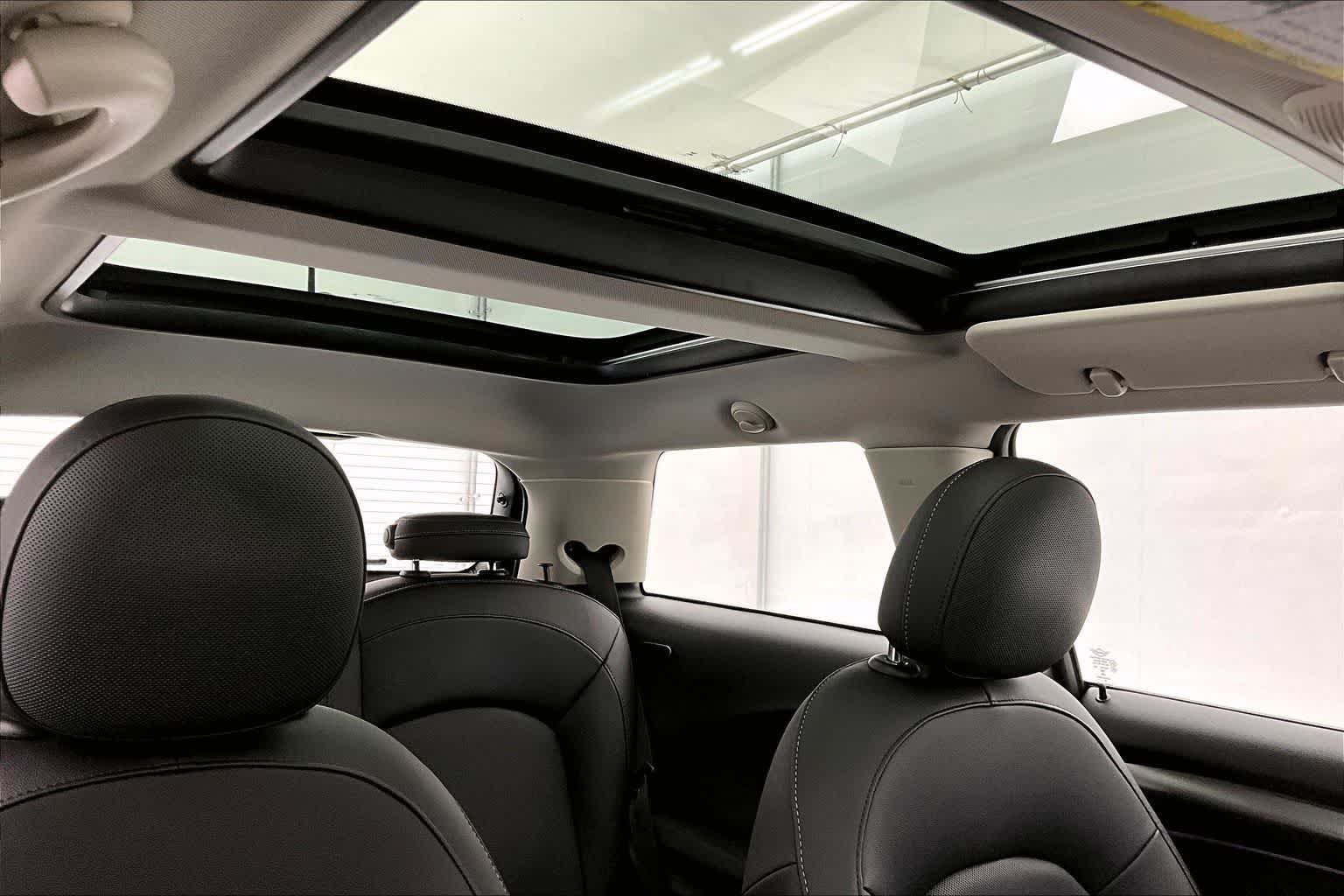 2023 MINI Hardtop 2 Door Cooper
