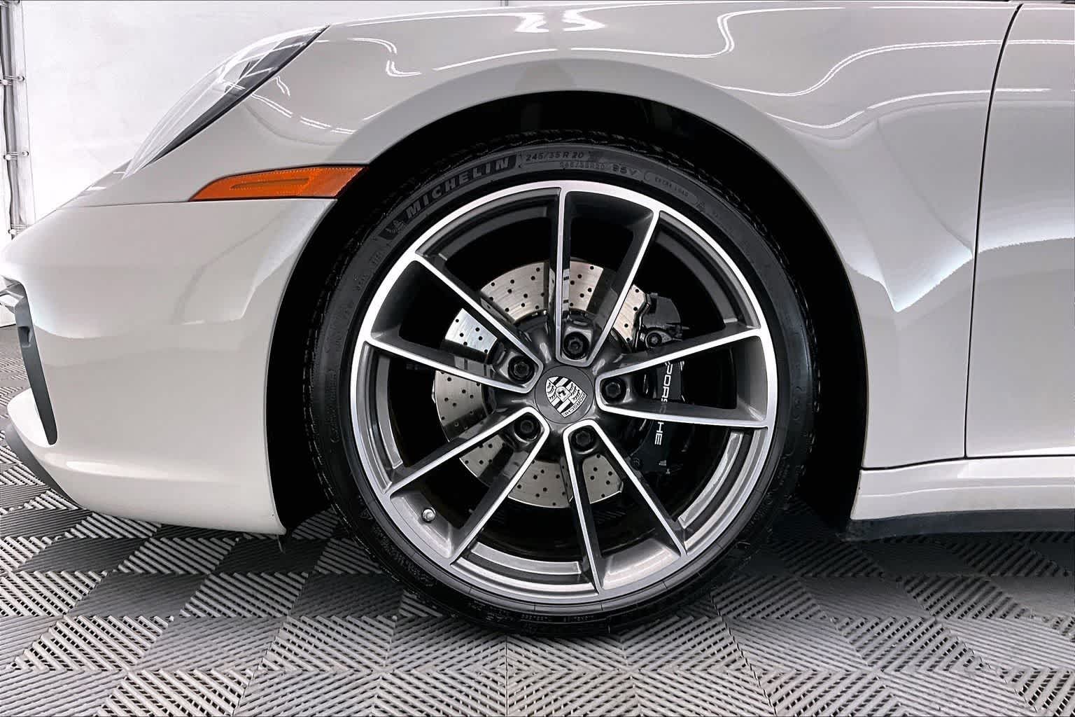 2020 Porsche 911 Carrera S