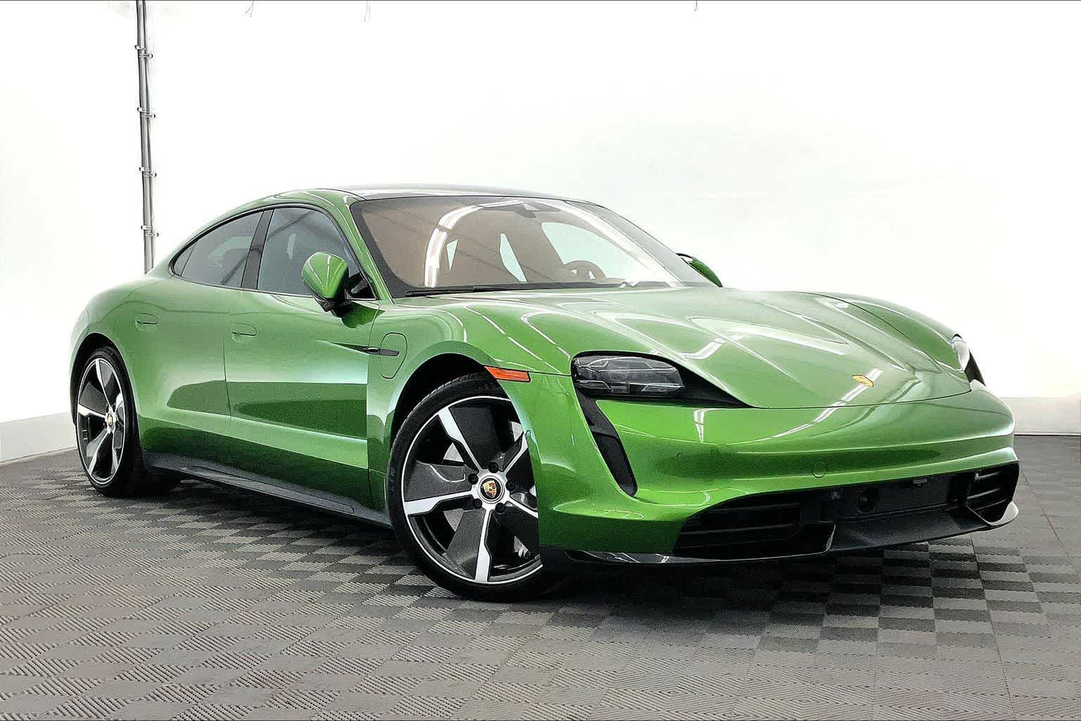 2020 Porsche Taycan Turbo