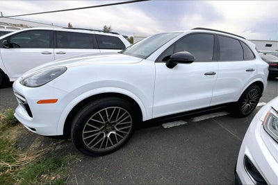 2023 Porsche Cayenne AWD