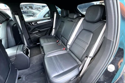 2022 Porsche Cayenne AWD