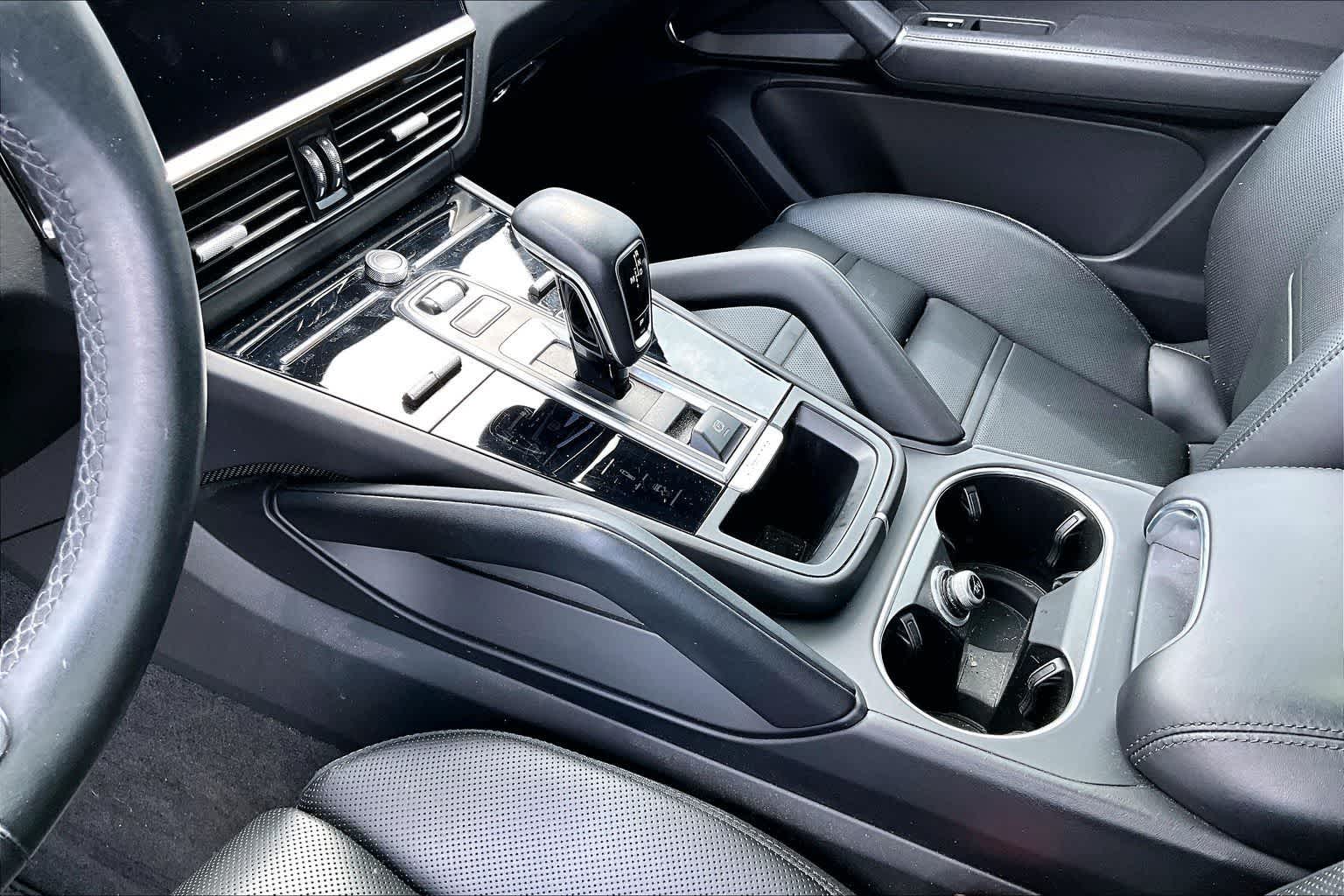 2022 Porsche Cayenne AWD
