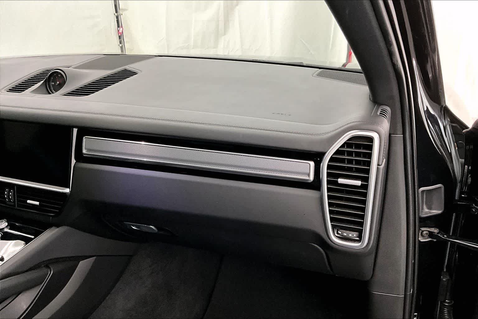 2022 Porsche Cayenne AWD