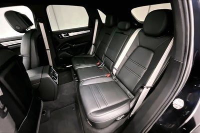 2022 Porsche Cayenne AWD