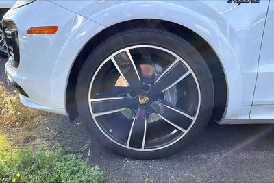 2019 Porsche Cayenne E-Hybrid