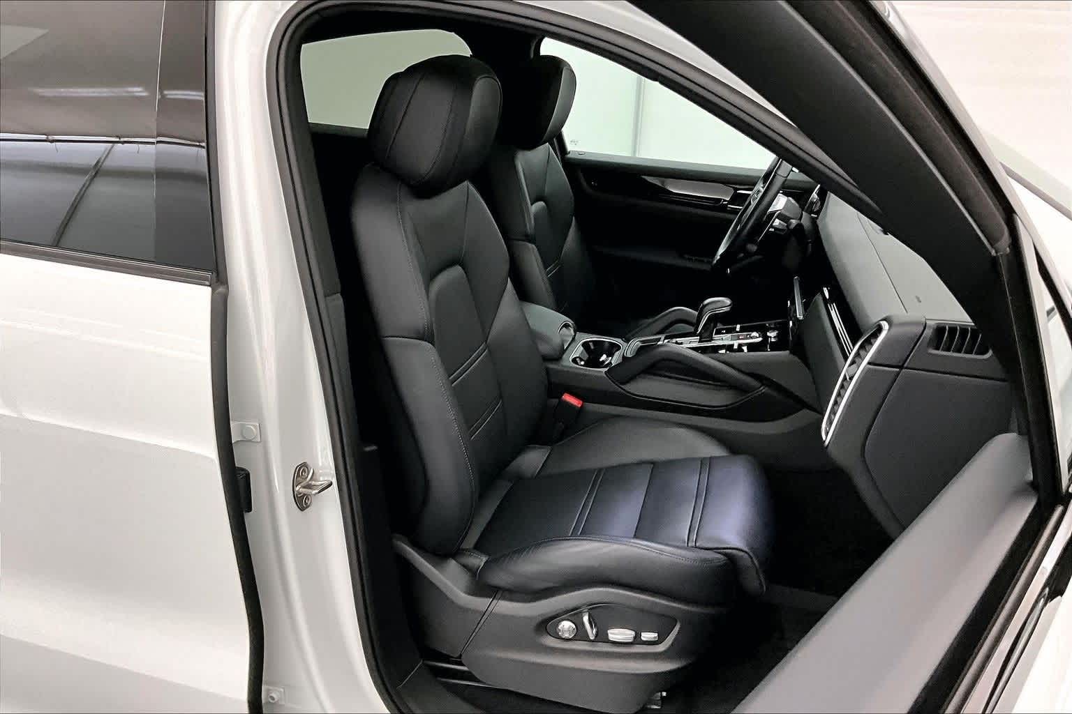 2021 Porsche Cayenne Coupe AWD