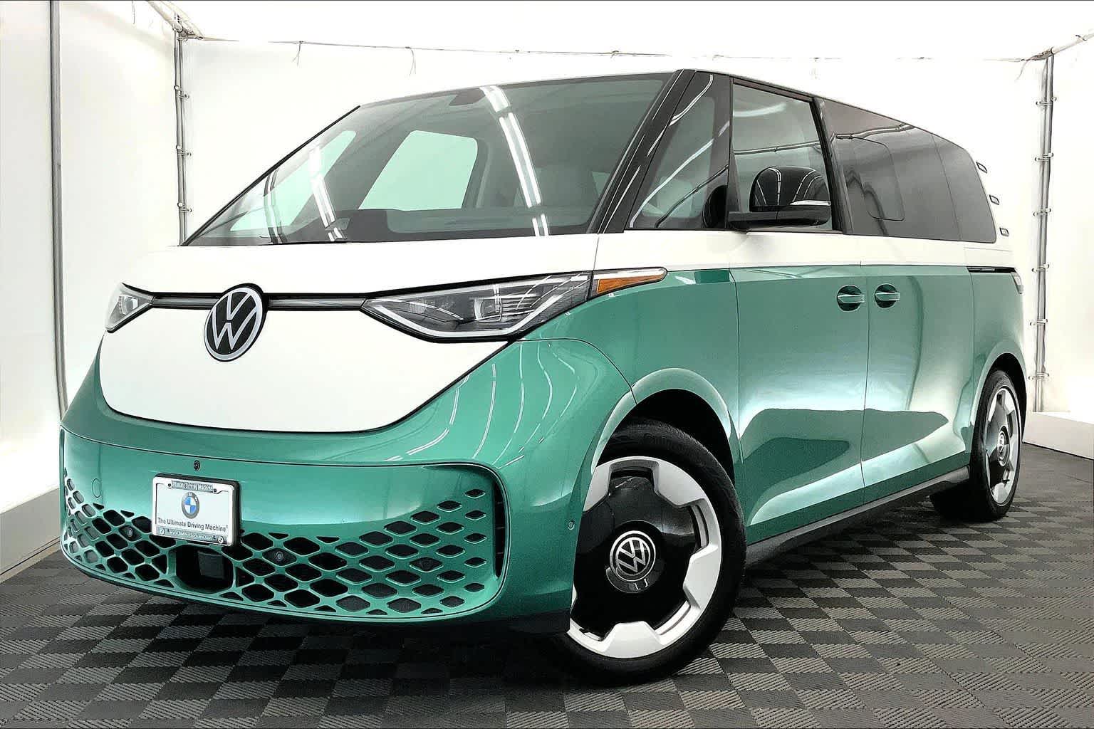 2025 Volkswagen ID. Buzz Pro S Plus