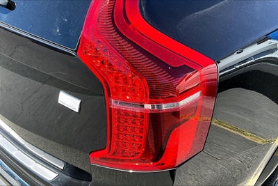 2021 Volvo XC90 Base