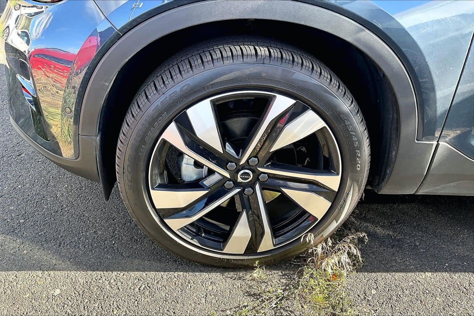 2026 Volvo XC40 Ultra