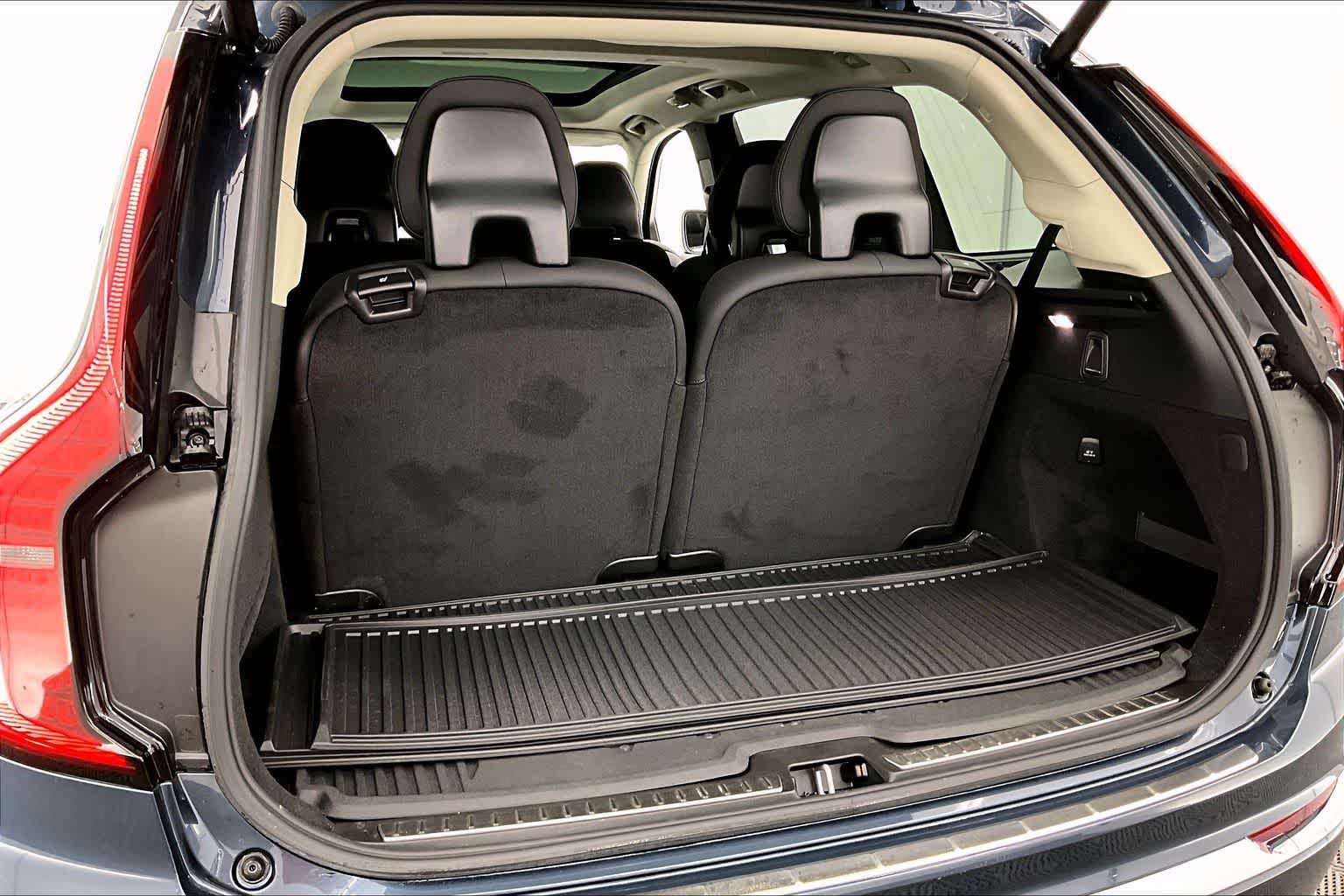 2025 Volvo XC90 Plus
