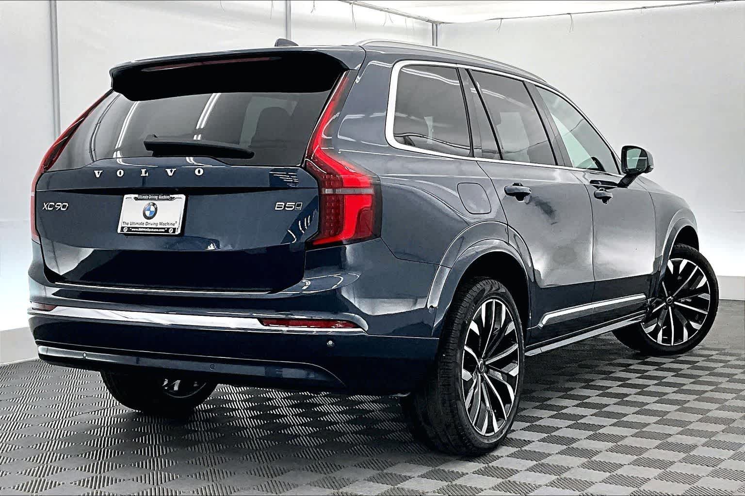 2025 Volvo XC90 Plus