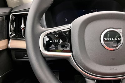 2025 Volvo XC90 Plus