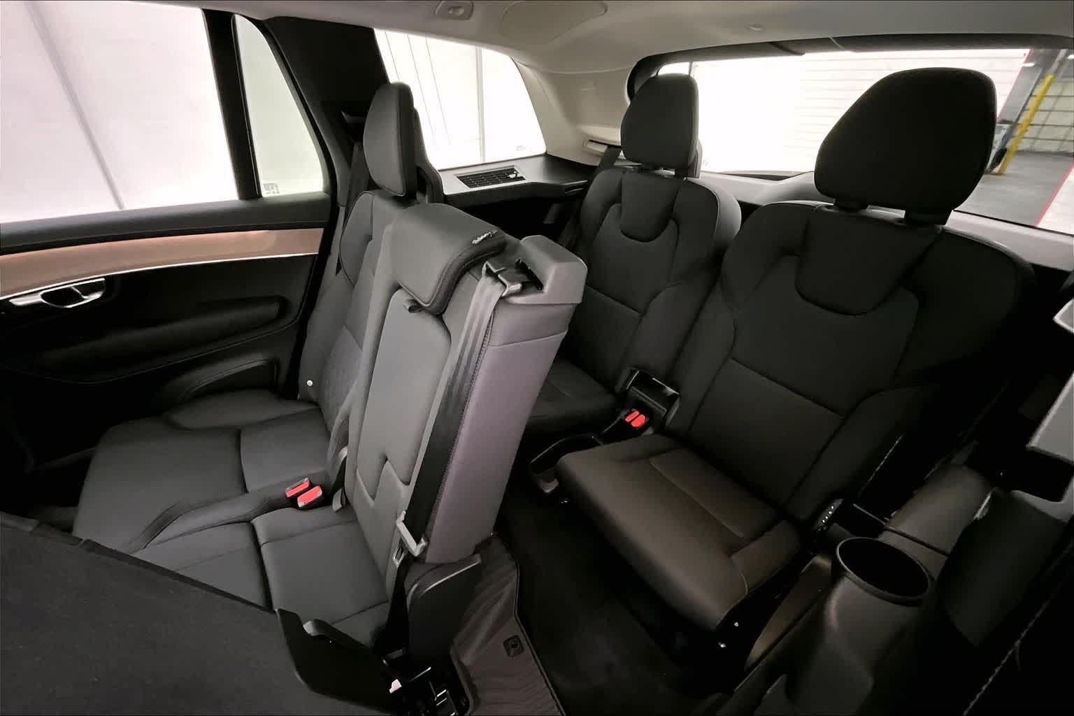 2025 Volvo XC90 Plus