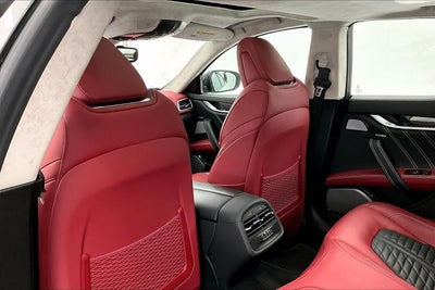 2023 Maserati Ghibli Modena Q4