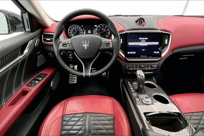 2023 Maserati Ghibli Modena Q4