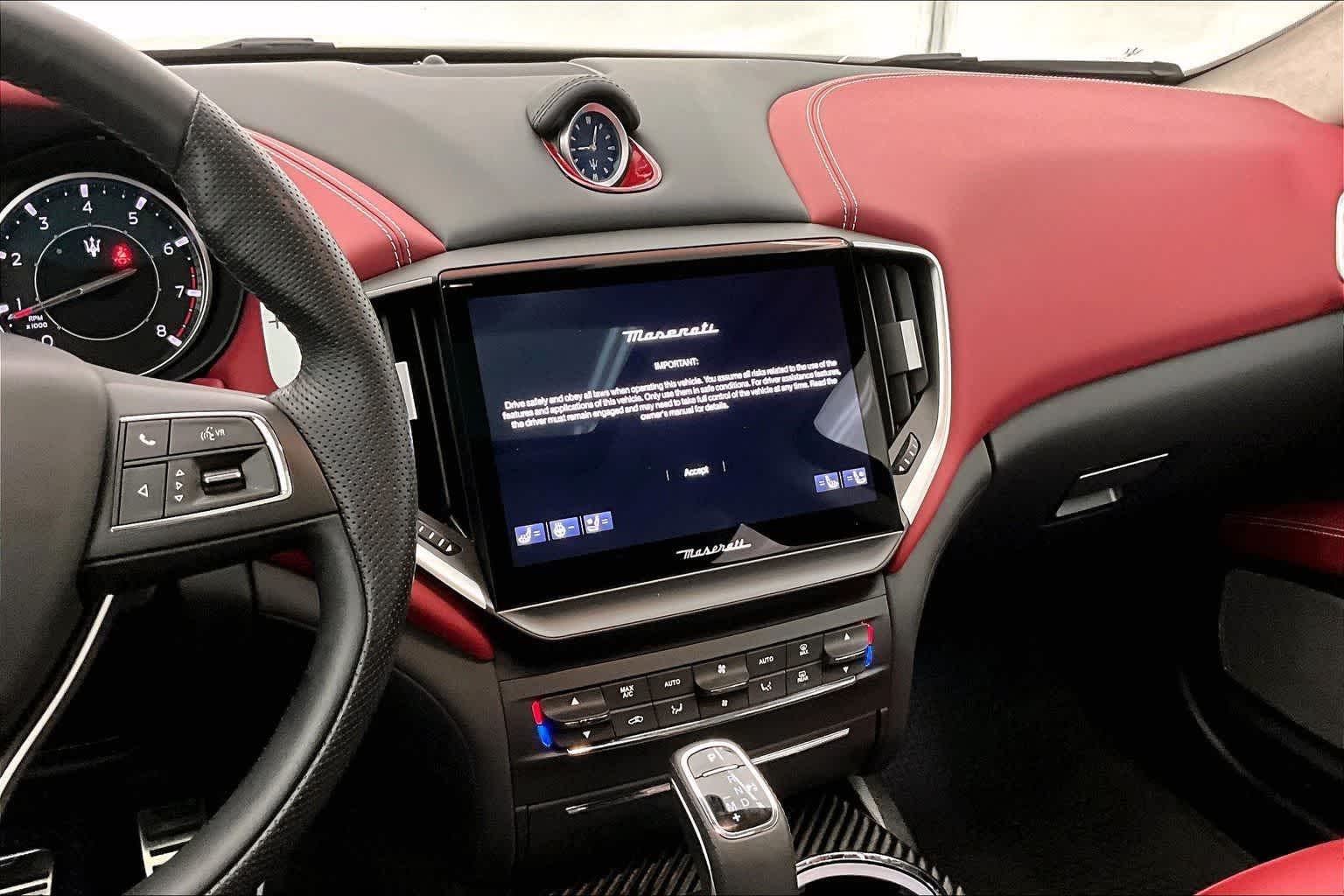 2023 Maserati Ghibli Modena Q4