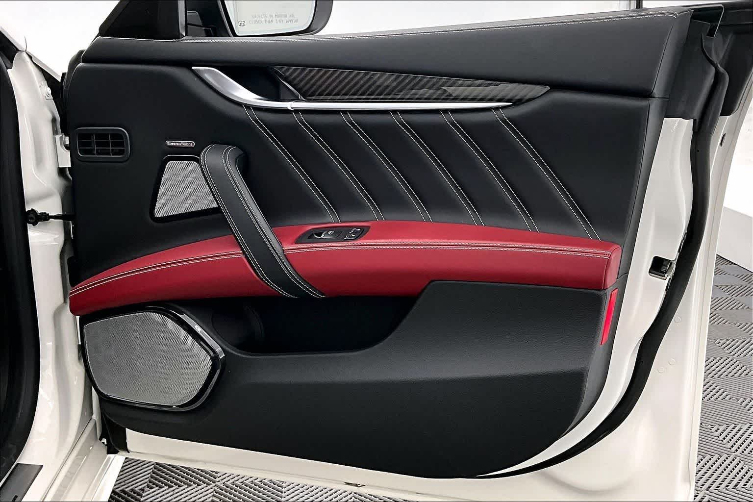 2023 Maserati Ghibli Modena Q4