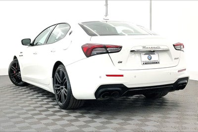 2023 Maserati Ghibli Modena Q4