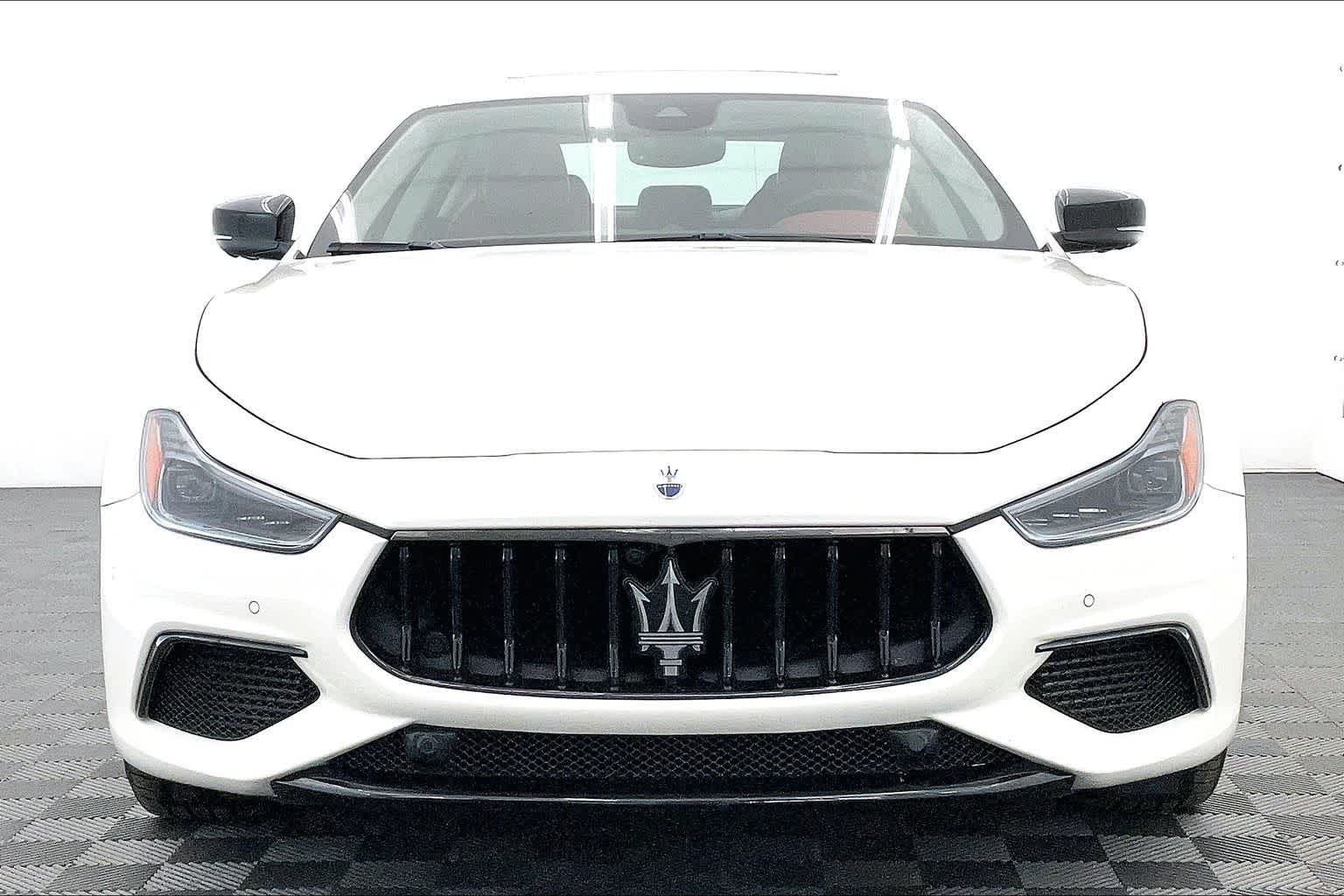 2023 Maserati Ghibli Modena Q4