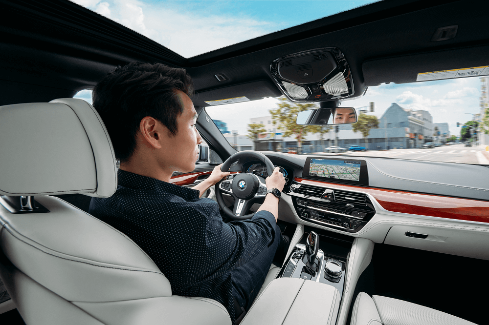 BMW 5 Series Interior Technology